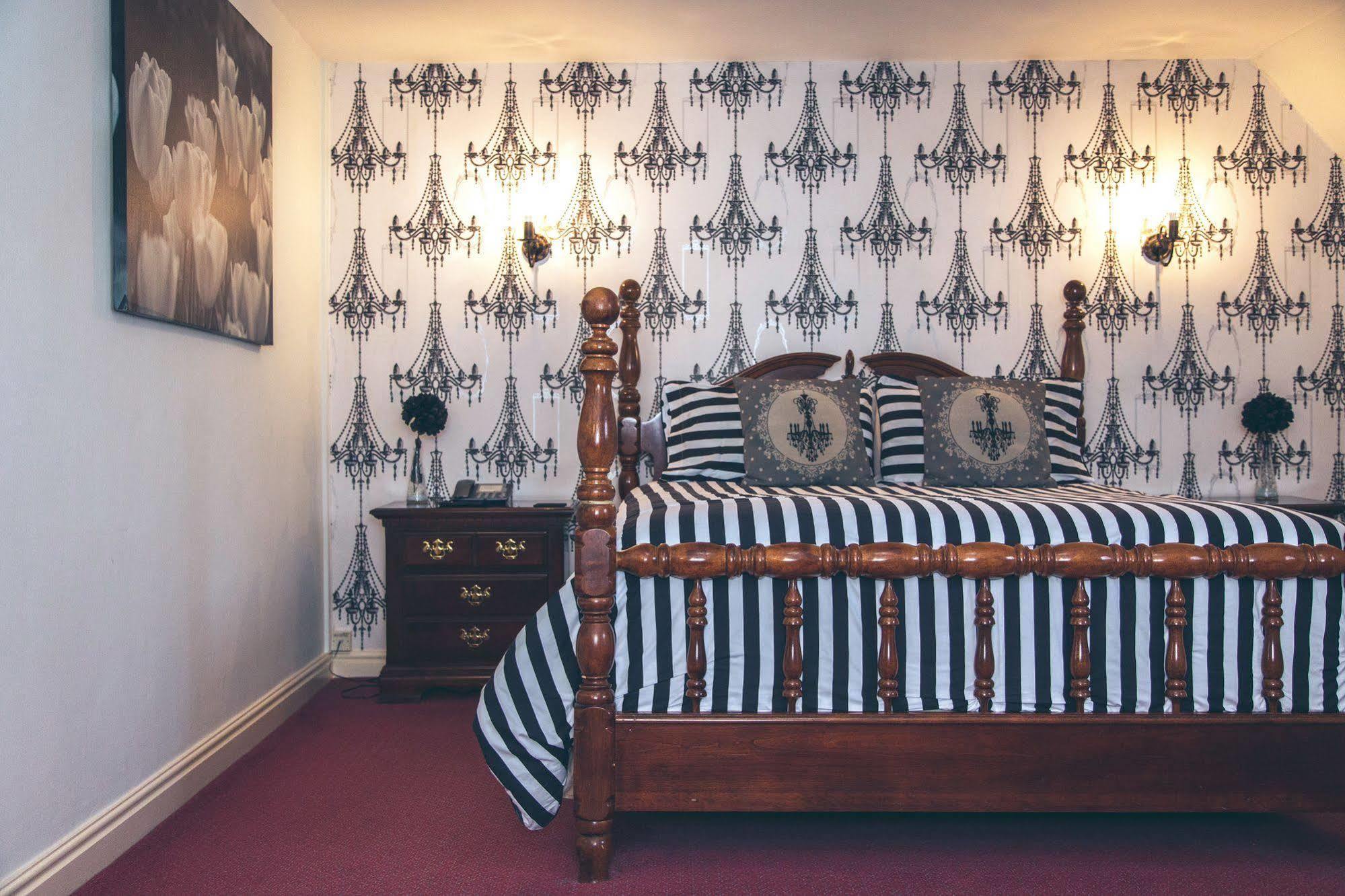 The Bell Hotel Winslow Екстериор снимка